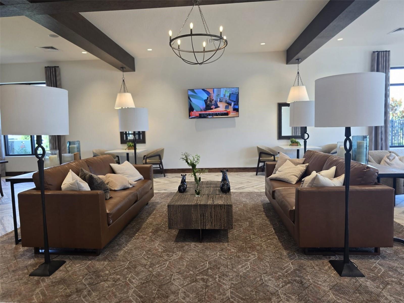 RANCHES/LK MCLEOD II - Residential Lease