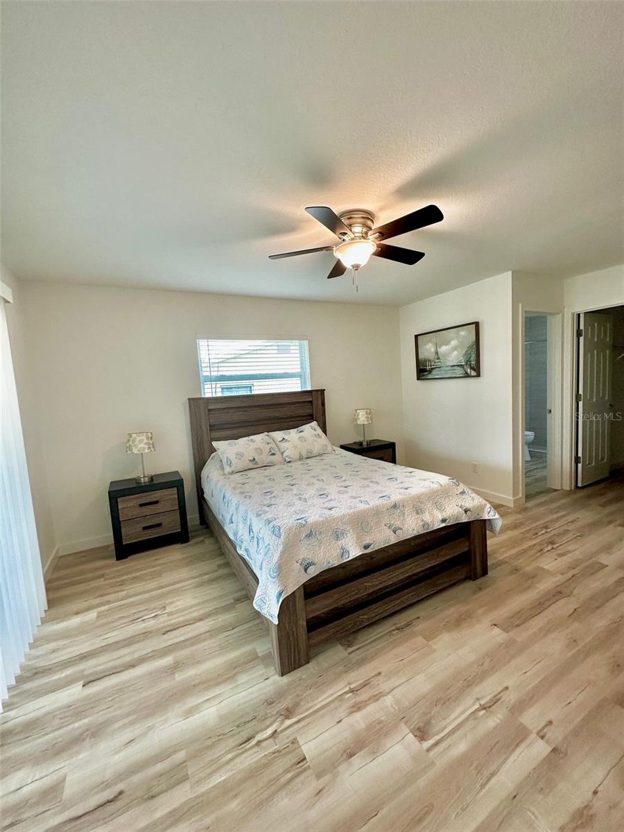 SOUTH VENICE - Residential