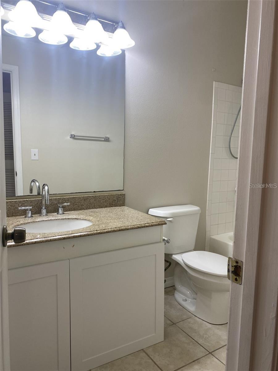 THE LANDINGS OF TAMPA A CONDOM - Residential Lease