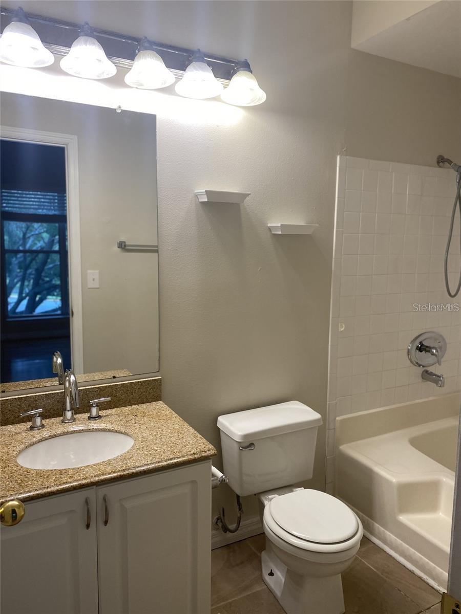 THE LANDINGS OF TAMPA A CONDOM - Residential Lease