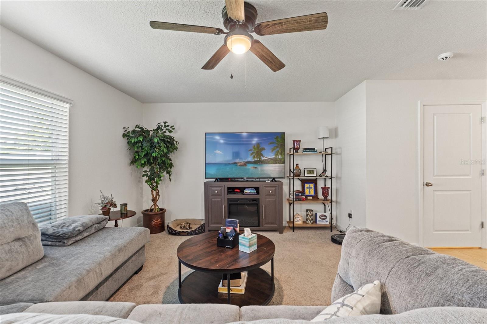 13765 WHISKEY DAISY DRIVE