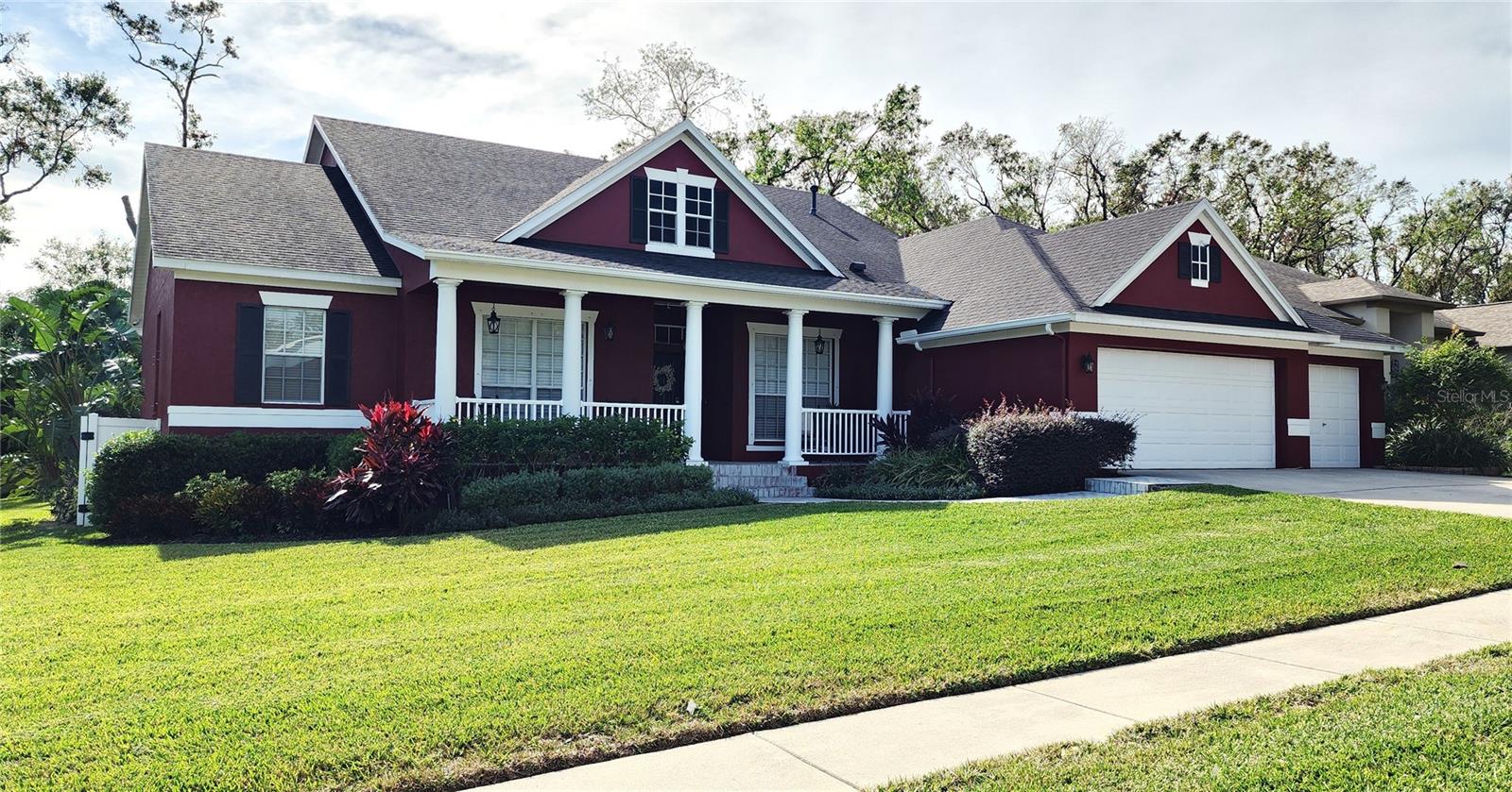 EAGLEWOOD ESTATES - Residential Lease