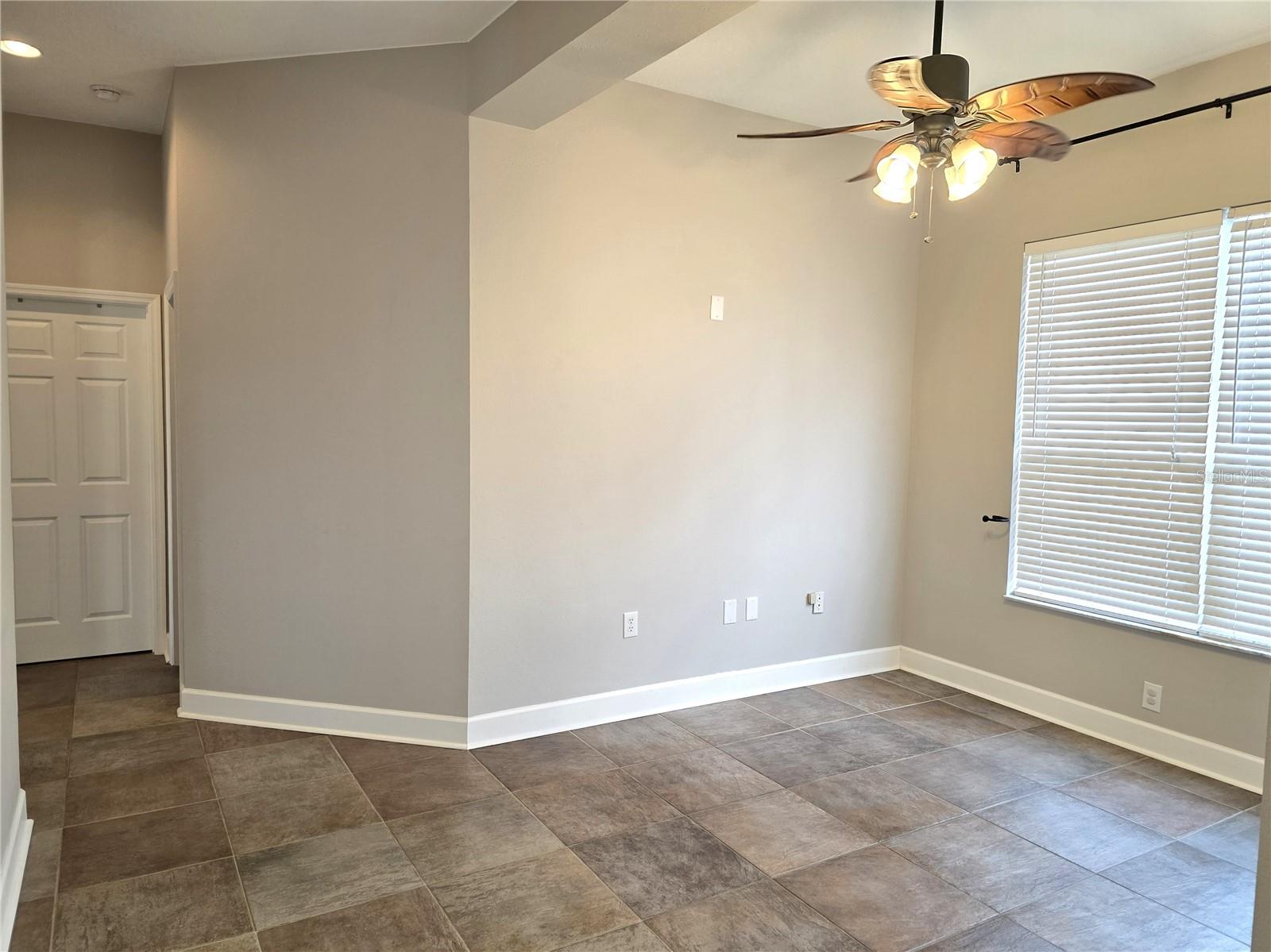 EAGLEWOOD ESTATES - Residential Lease