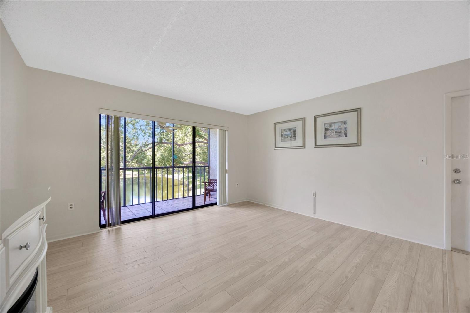 3134 LAKE PINE WAY F2