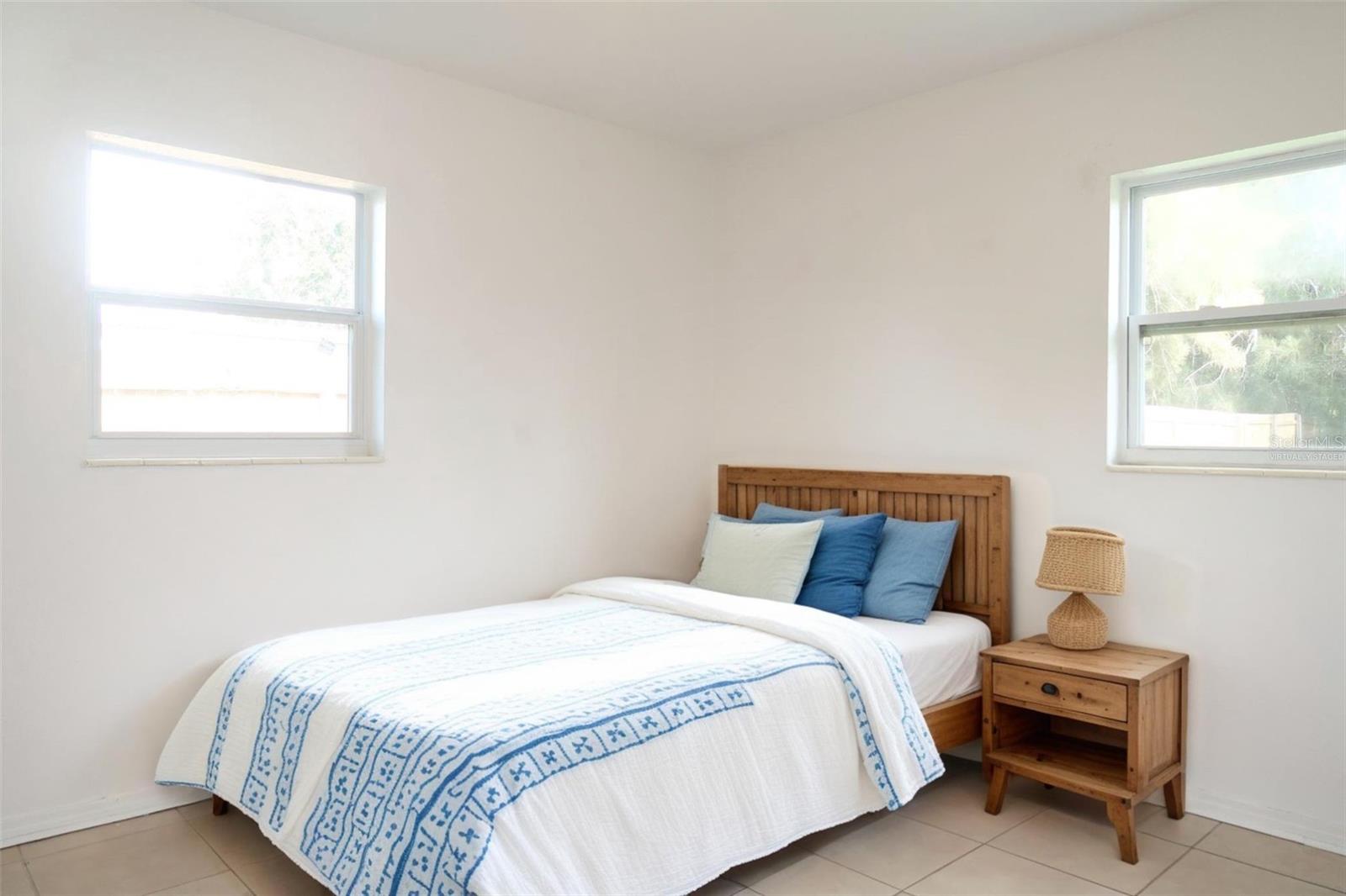 APOLLO BEACH UNIT 1 PT 2 - Residential Lease