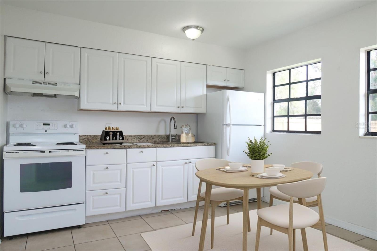 APOLLO BEACH UNIT 1 PT 2 - Residential Lease