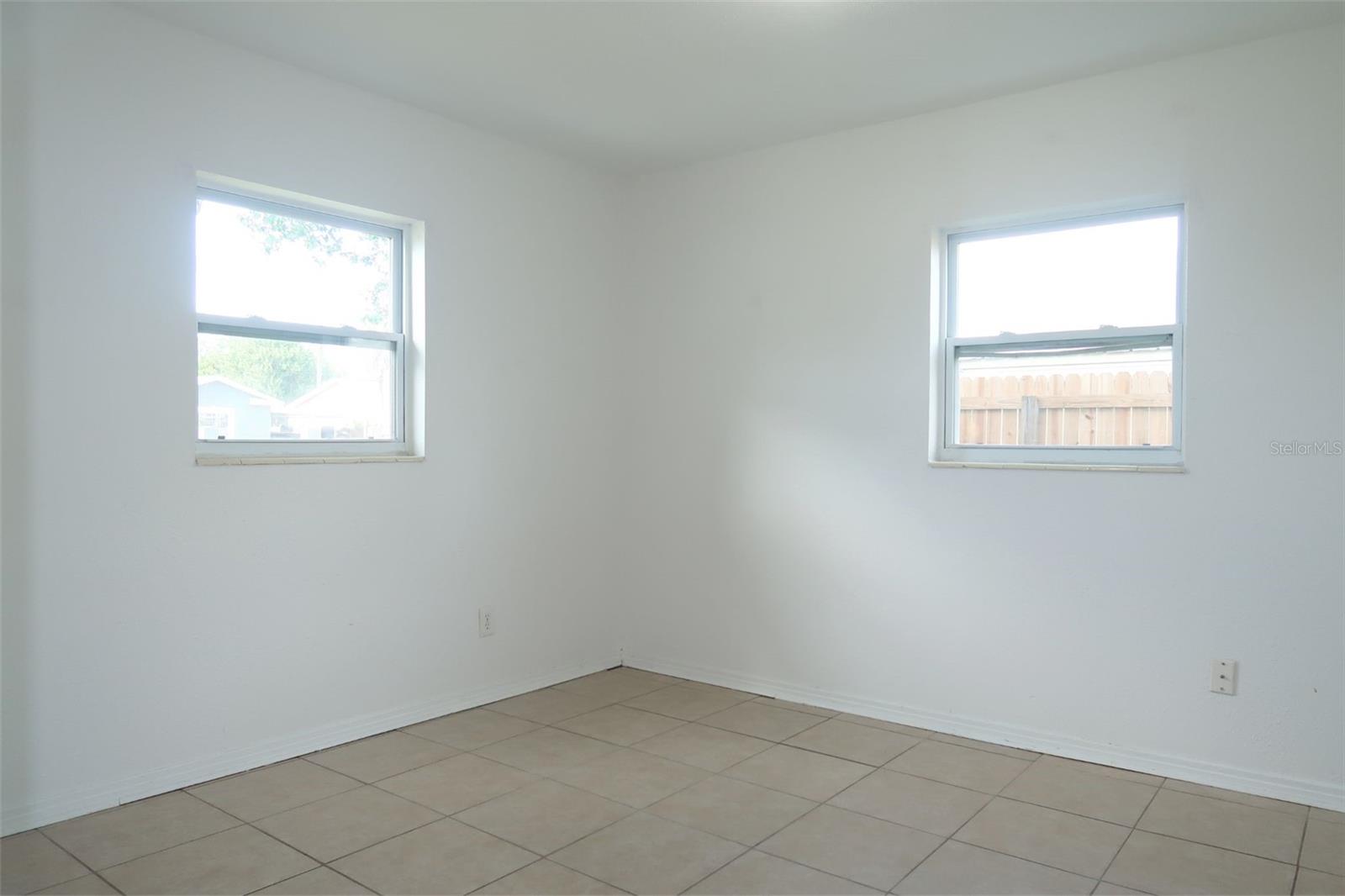 APOLLO BEACH UNIT 1 PT 2 - Residential Lease