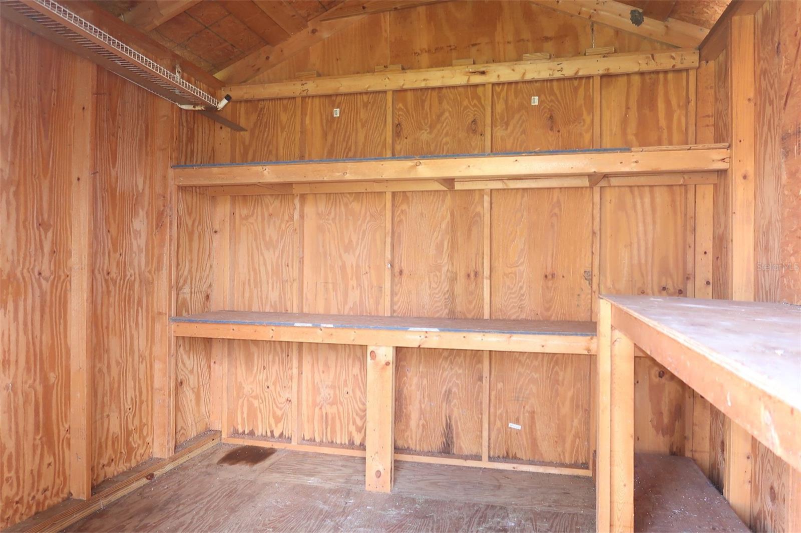 APOLLO BEACH UNIT 1 PT 2 - Residential Lease