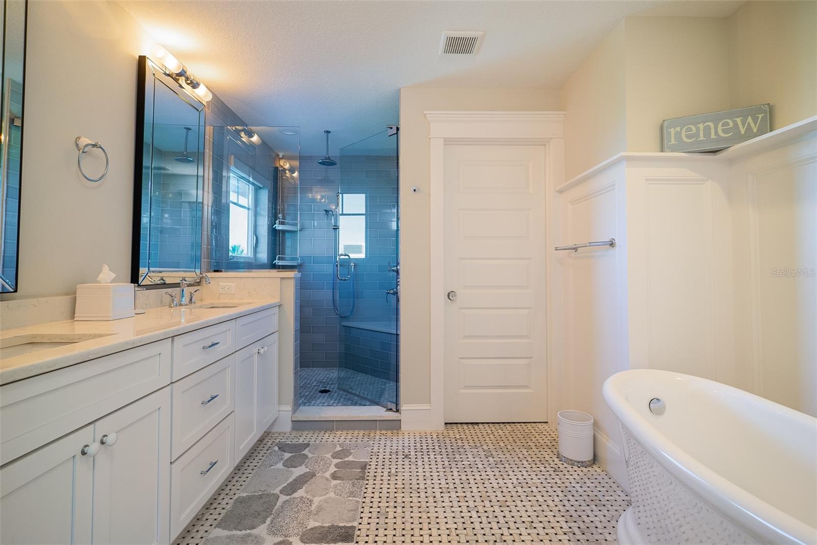 ILEXHURST PB1/154 - Residential