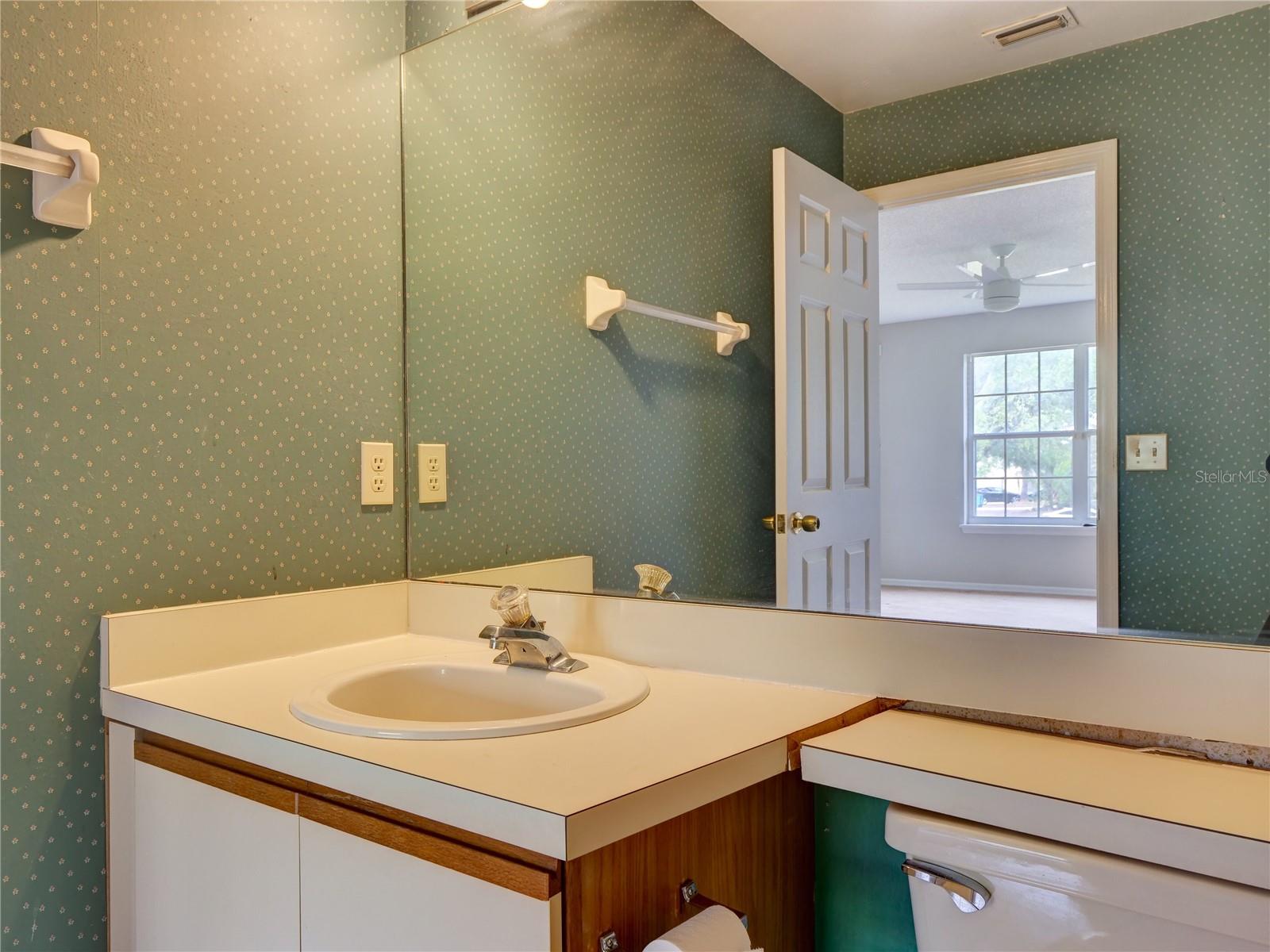 ASHLEY COURT CONDO - Residential