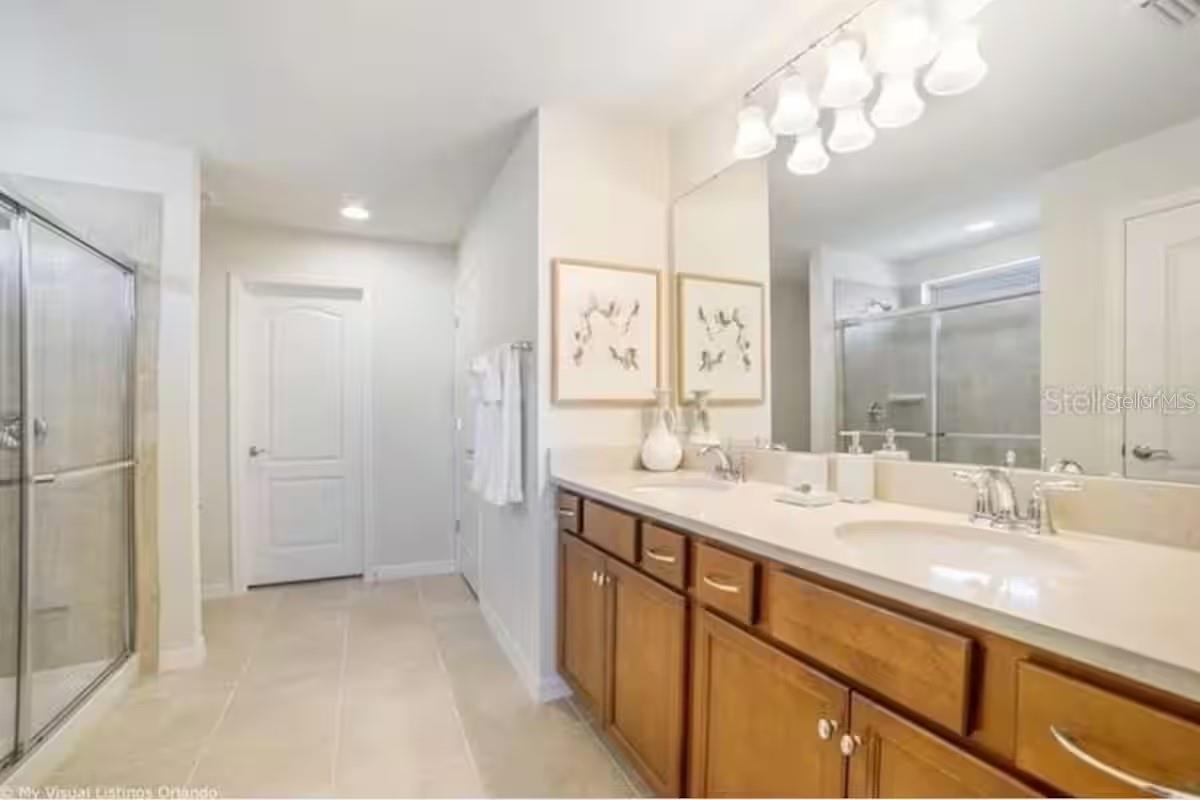 WINDSOR AT WESTSIDE PH 3 - Residential