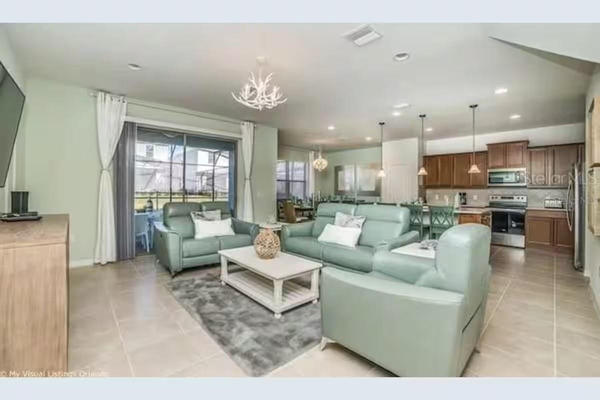 WINDSOR AT WESTSIDE PH 3 - Residential