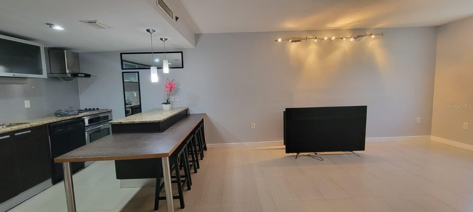 701 S MADISON AVENUE 316