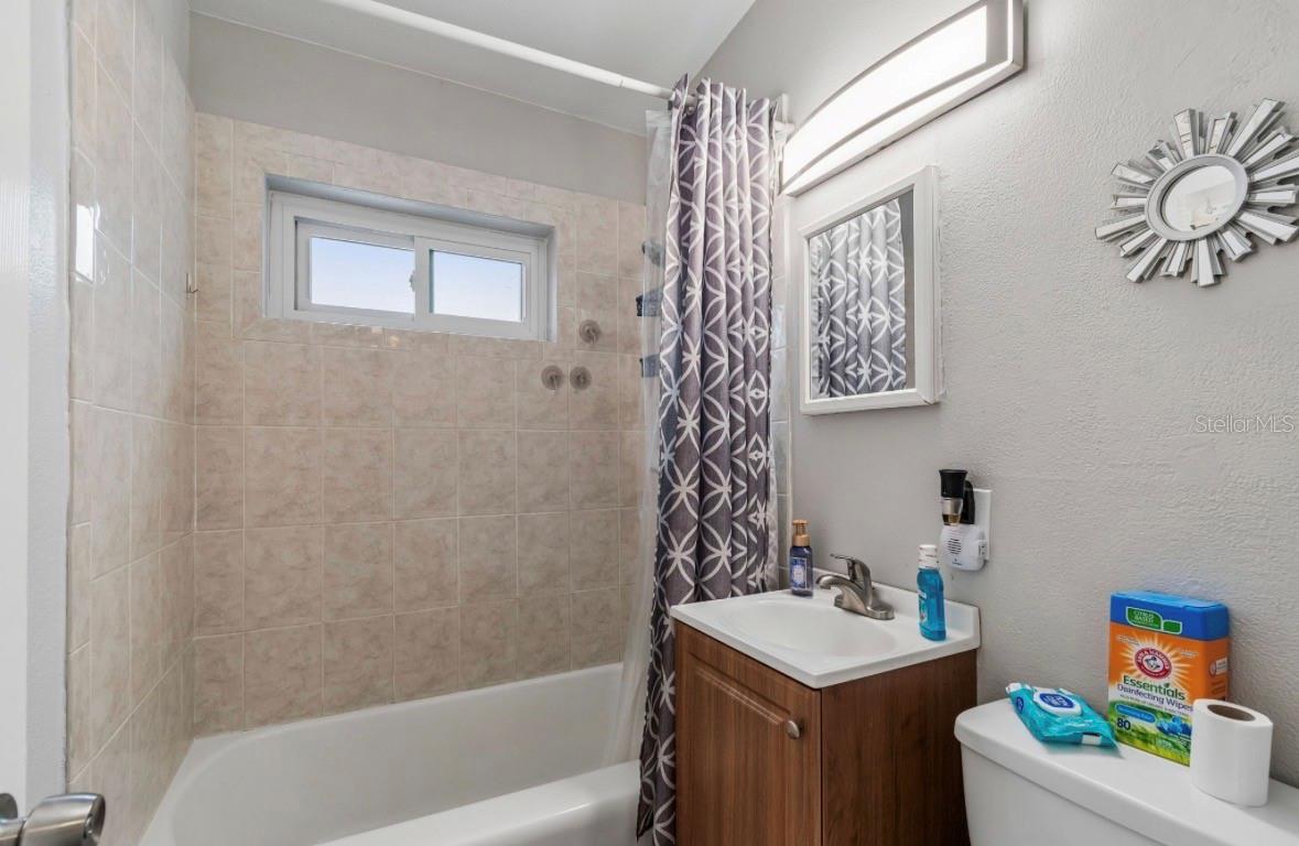 LEWIS ISLAND SEC 1 - Residential