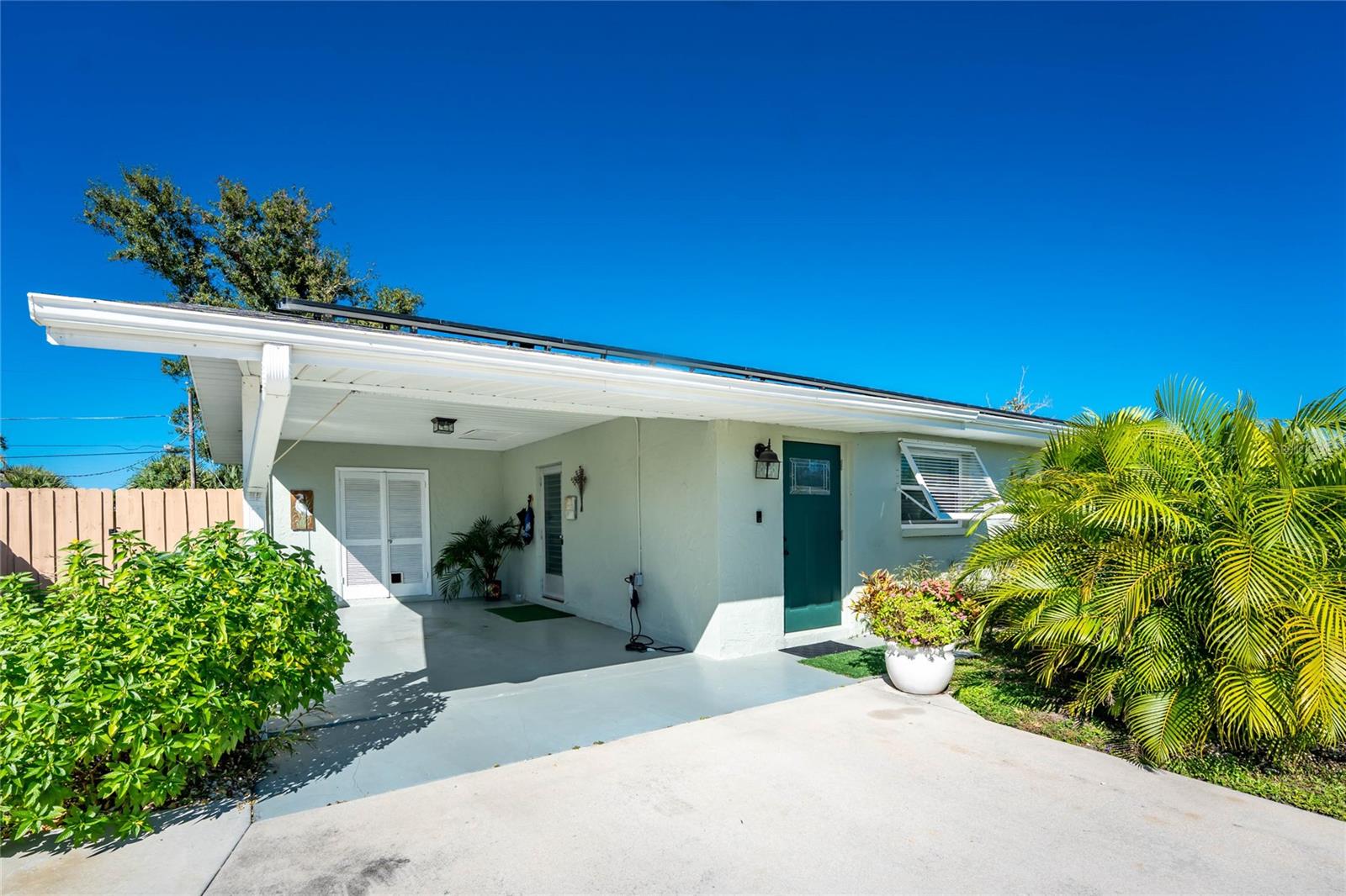 BAYVIEW GARDENS - Residential