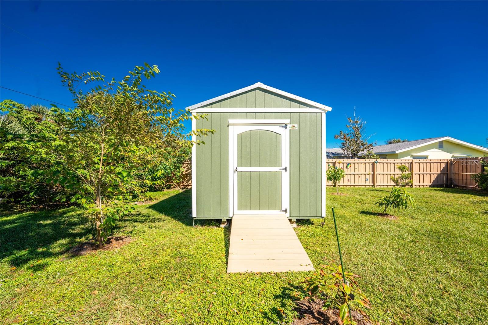 BAYVIEW GARDENS - Residential
