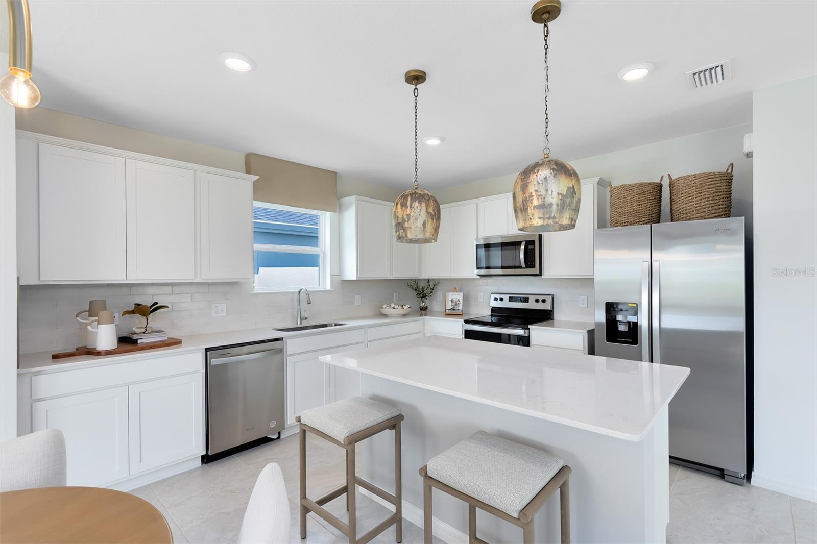 829 BALLEBY TRAIL