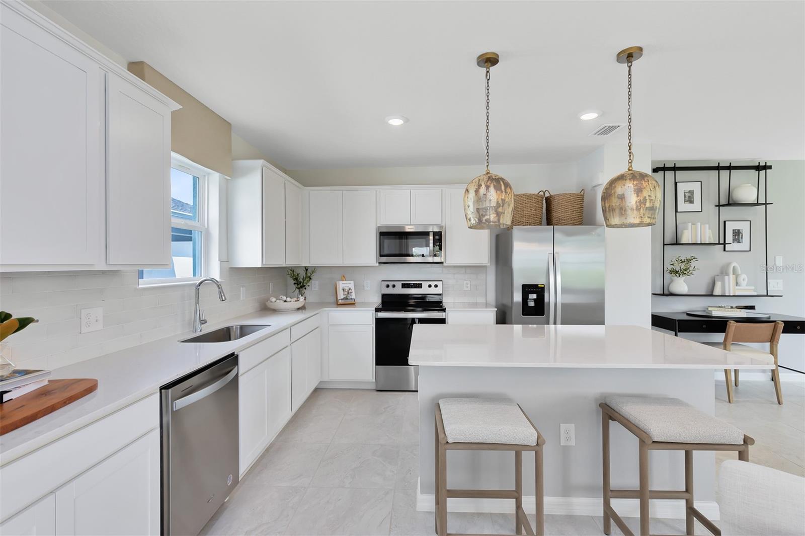 829 BALLEBY TRAIL