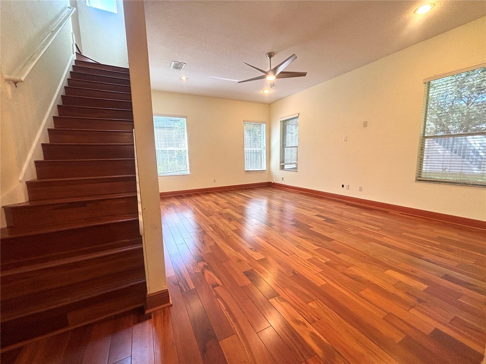 OCOEE COMMONS PUD F G1 H1 H2 - Residential Lease