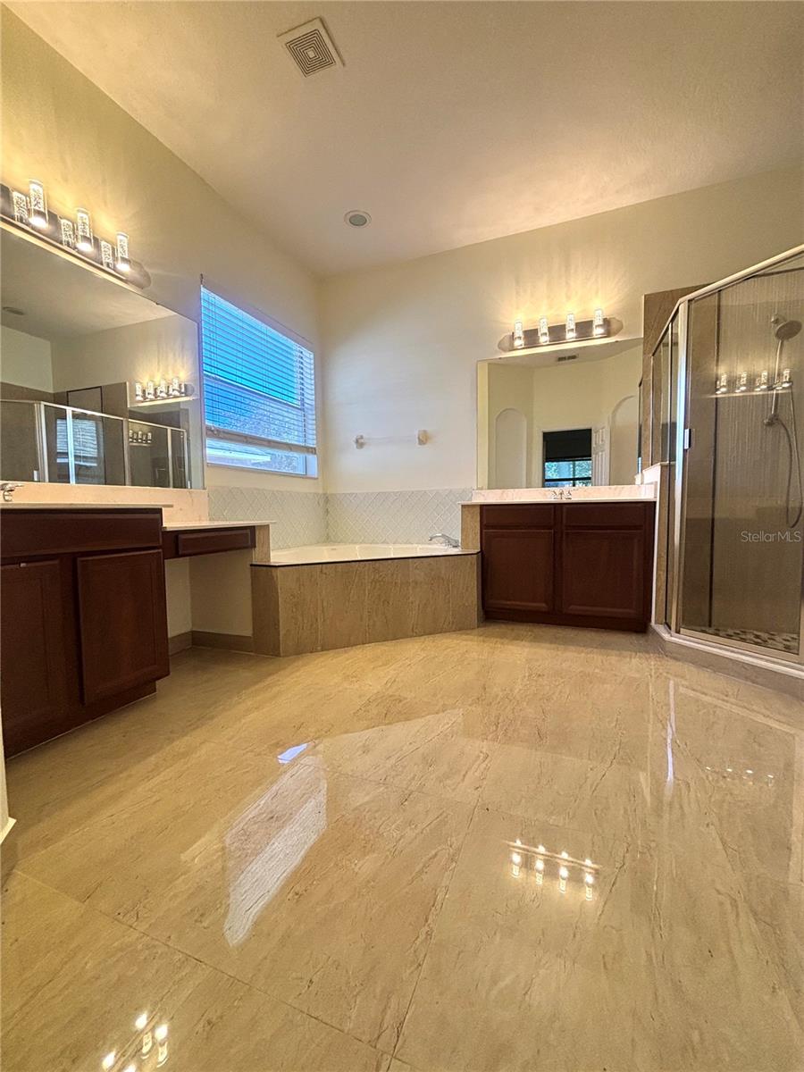 OCOEE COMMONS PUD F G1 H1 H2 - Residential Lease