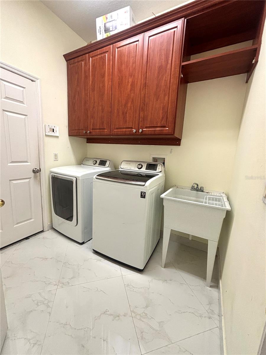 OCOEE COMMONS PUD F G1 H1 H2 - Residential Lease