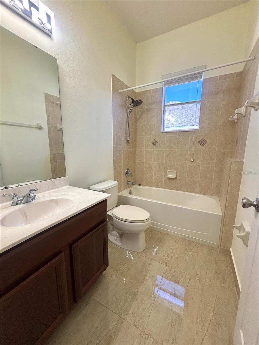 OCOEE COMMONS PUD F G1 H1 H2 - Residential Lease