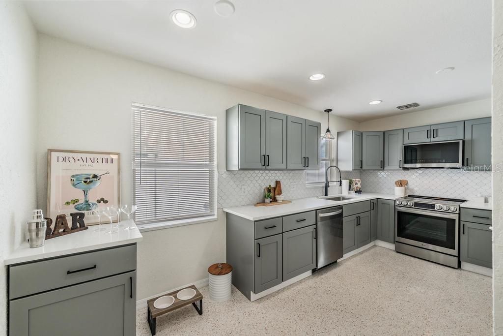 Photo of 11305 5th Street E, Treasure Island, FL 33706 (MLS # TB8444763)