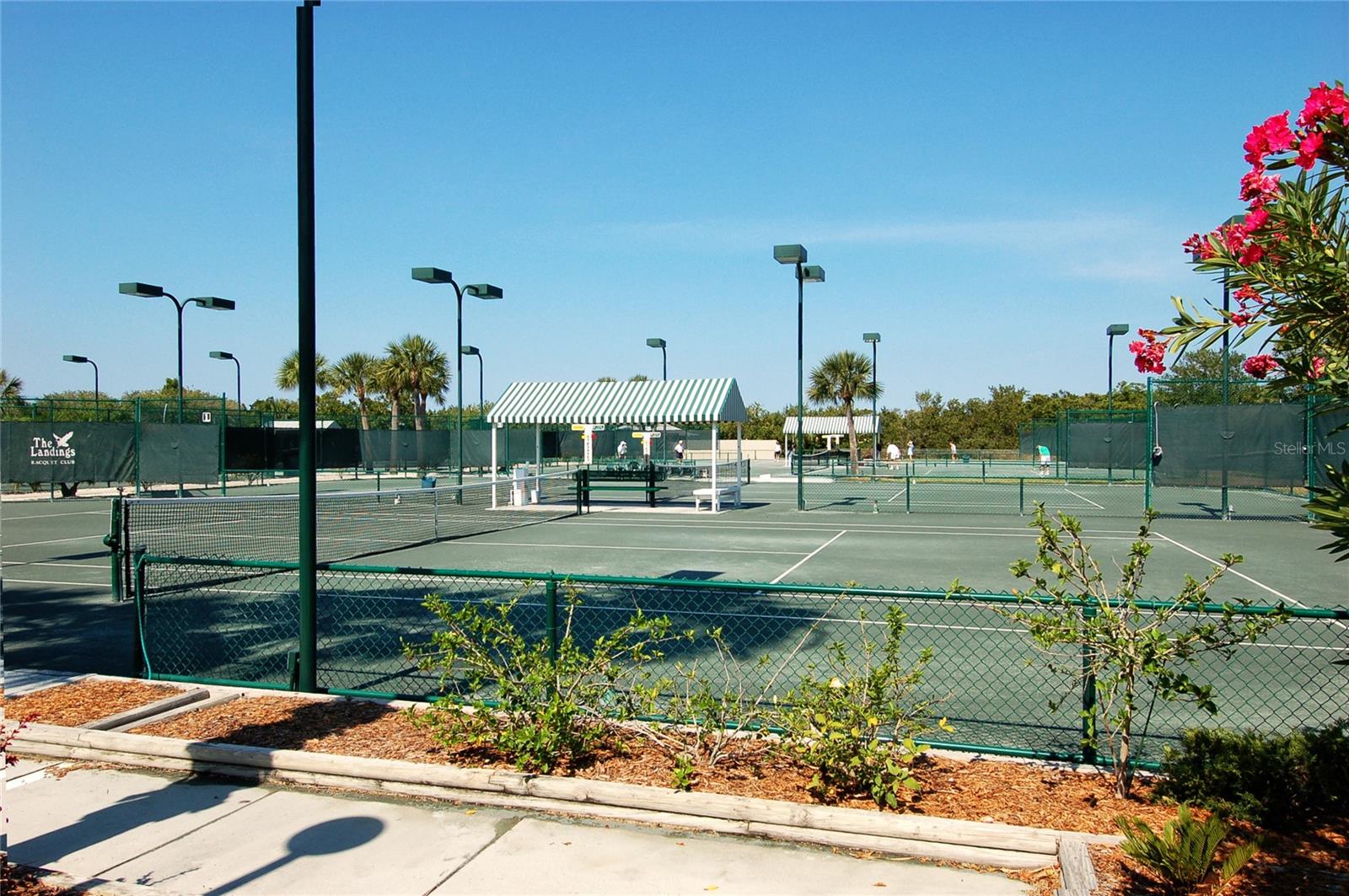 THE LANDINGS - Residential