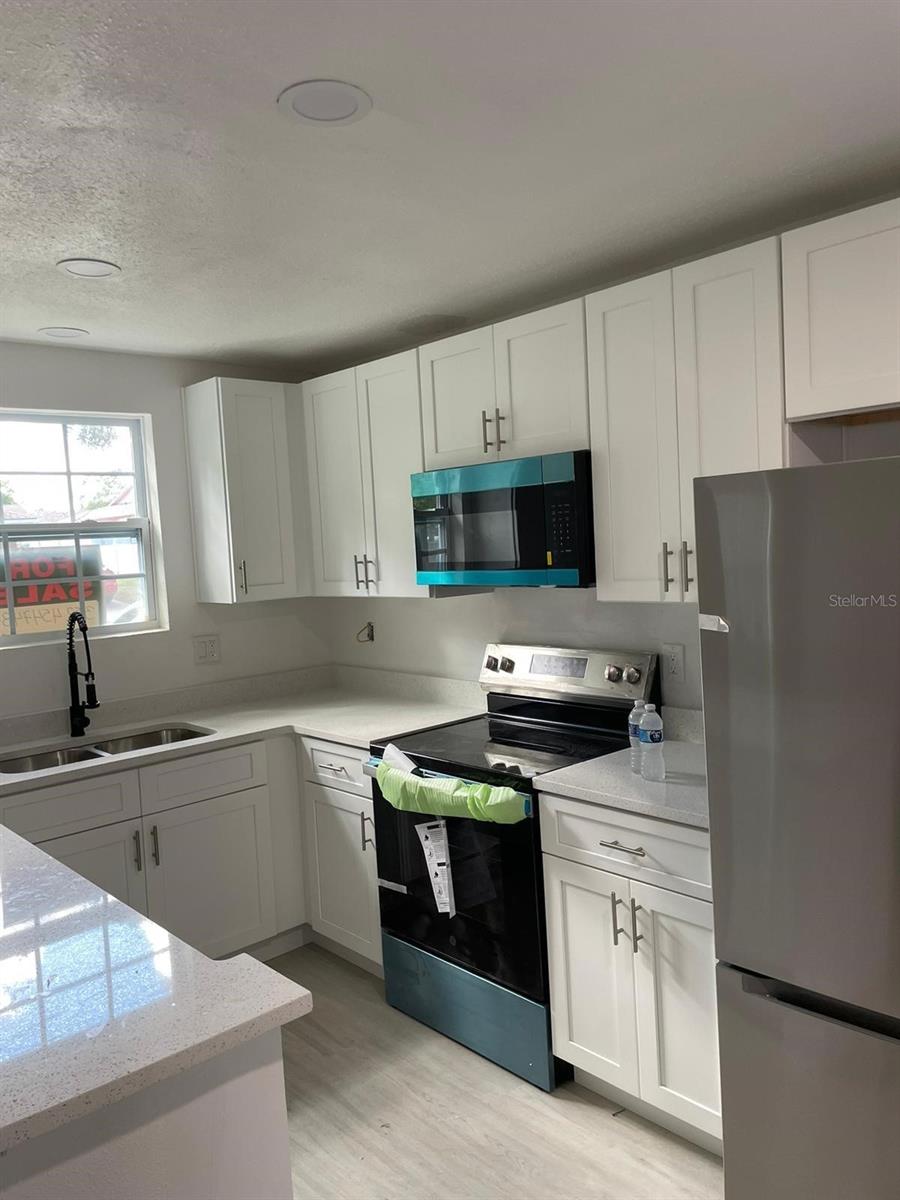 HILLCREST - Residential Lease