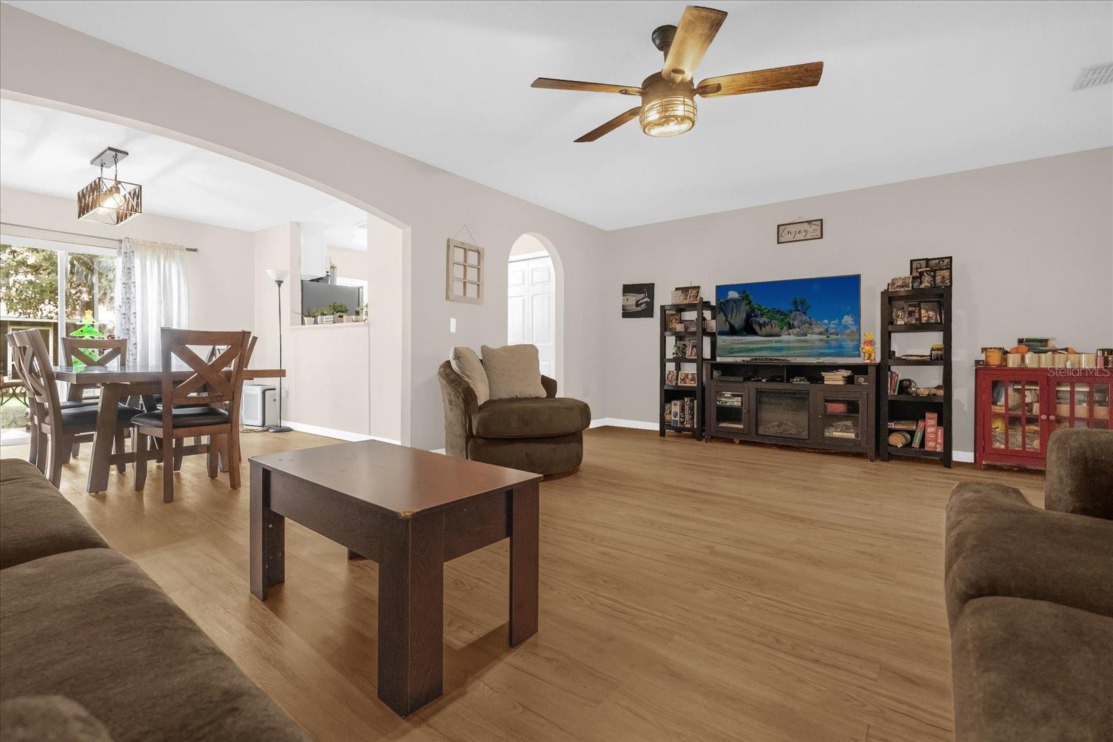 2738 DODDS LANE