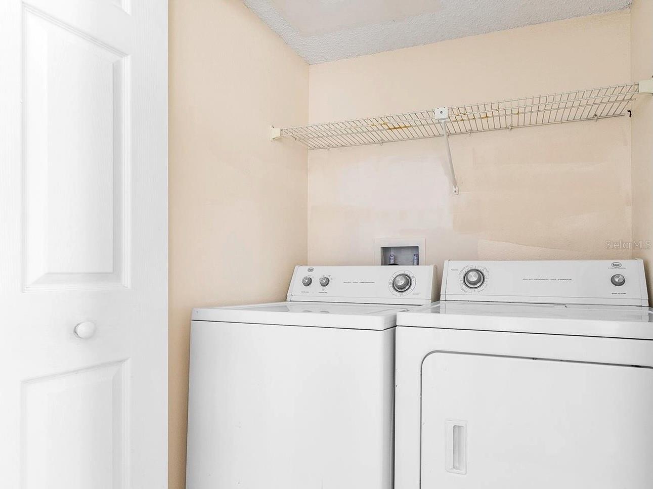 VILLAS AT SOMERSET THE - Residential