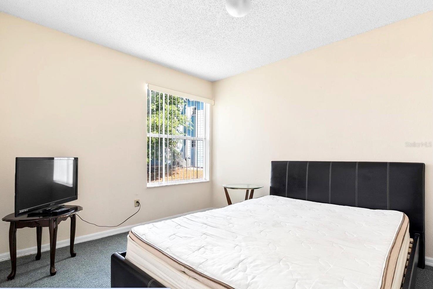 VILLAS AT SOMERSET THE - Residential