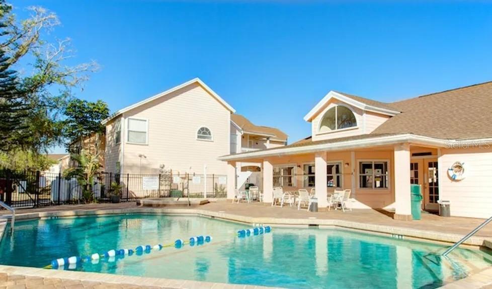 VILLAS AT SOMERSET THE - Residential