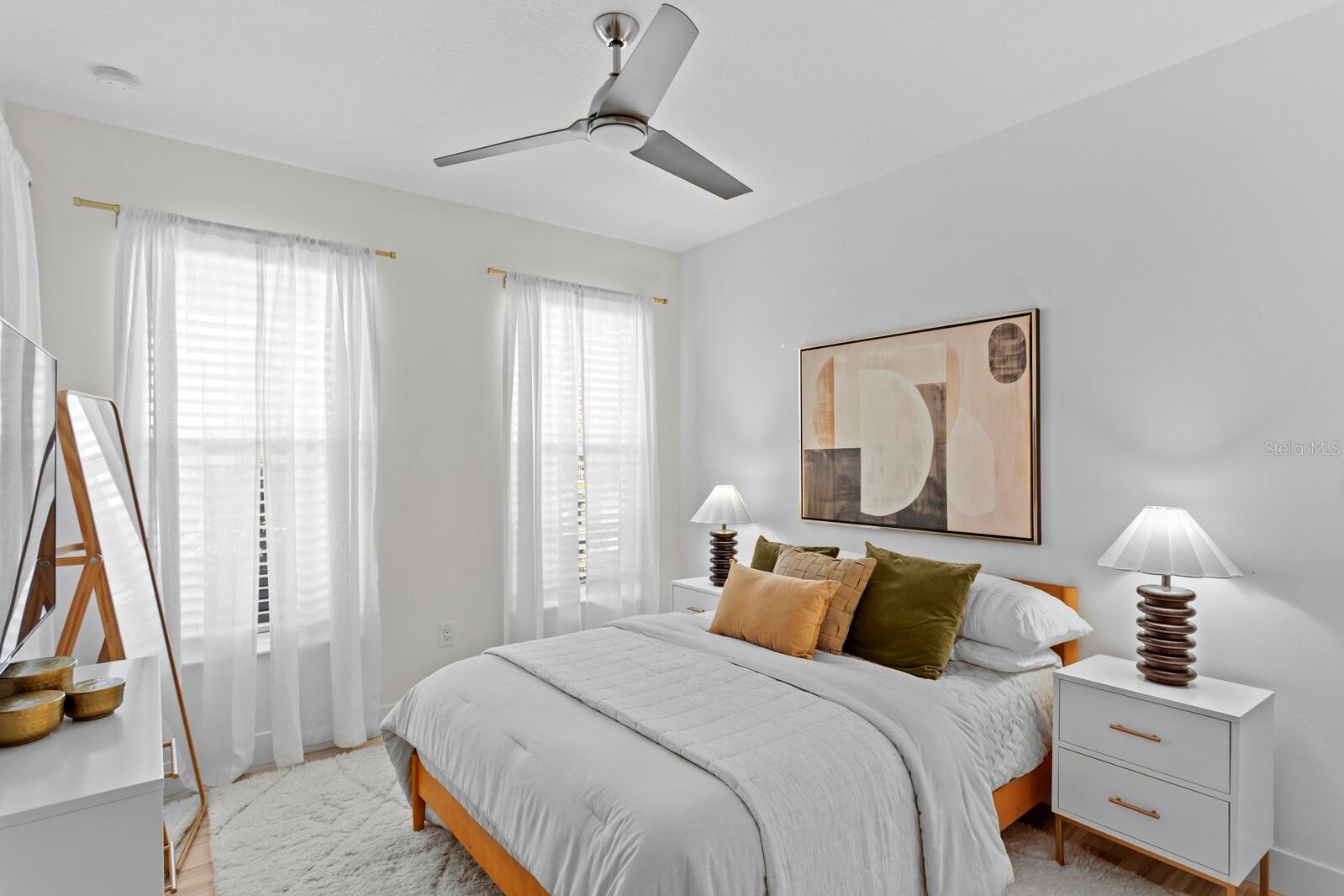 LAKEHOUSE COVE/WATERSIDE PH 2 - Residential