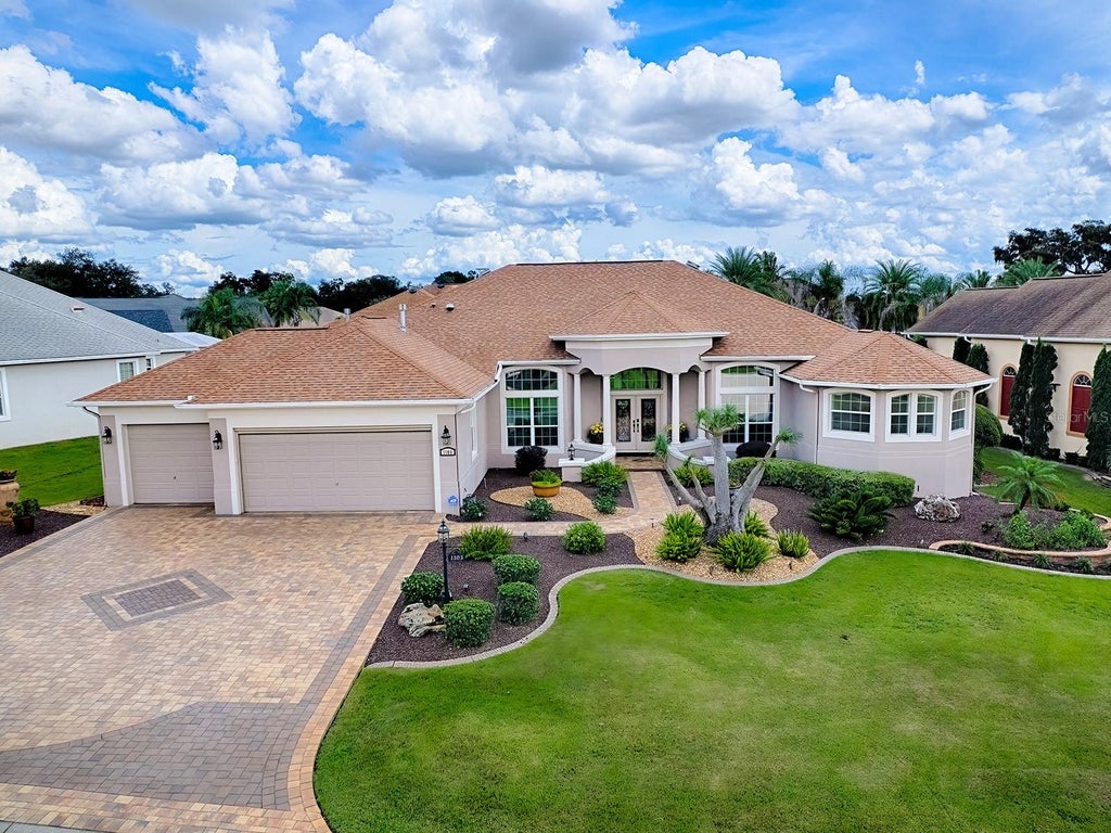 Photo of 1103 Miona Shores Drive, The Villages, FL 32162 (MLS # G5118628)