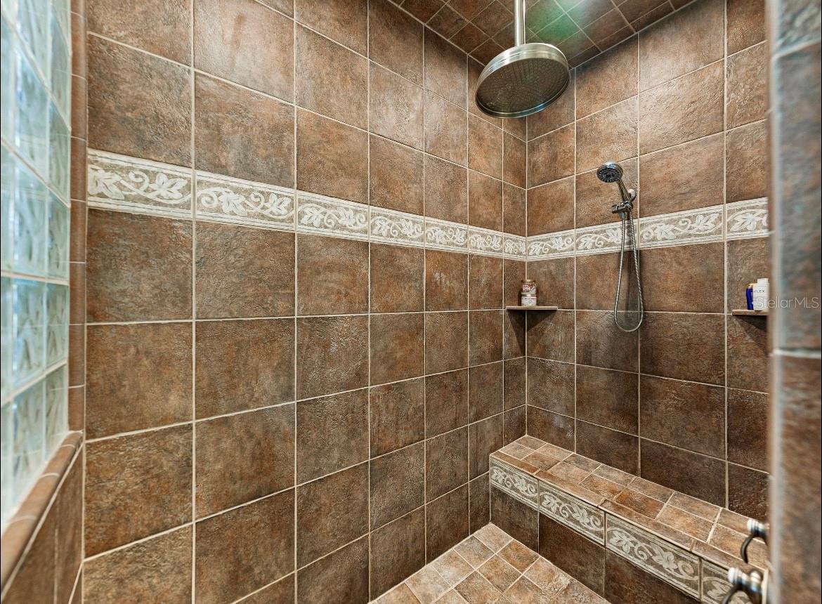 HOWEY W J LAND STARR LAKE - Residential