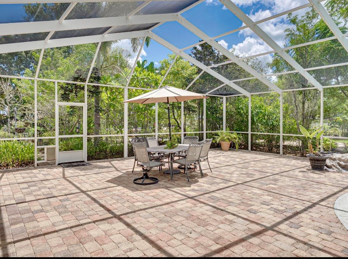 HOWEY W J LAND STARR LAKE - Residential