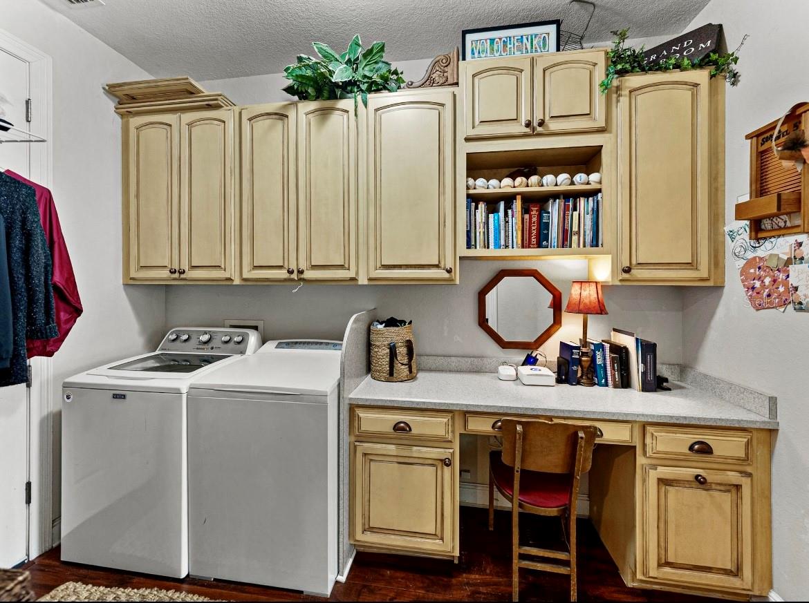 HOWEY W J LAND STARR LAKE - Residential