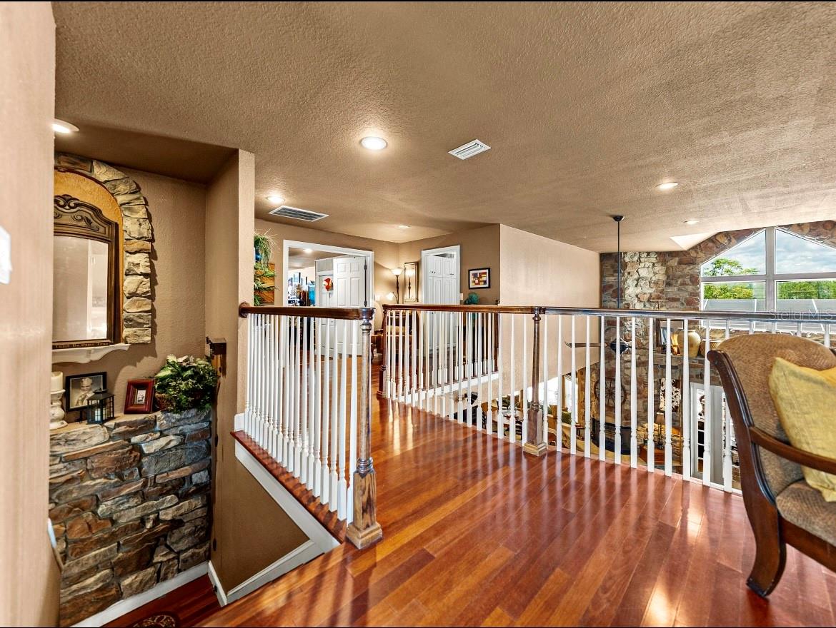 HOWEY W J LAND STARR LAKE - Residential