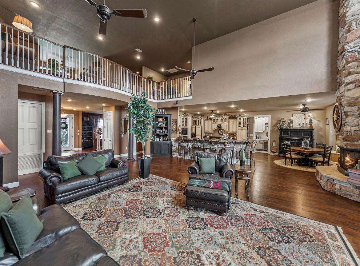 HOWEY W J LAND STARR LAKE - Residential