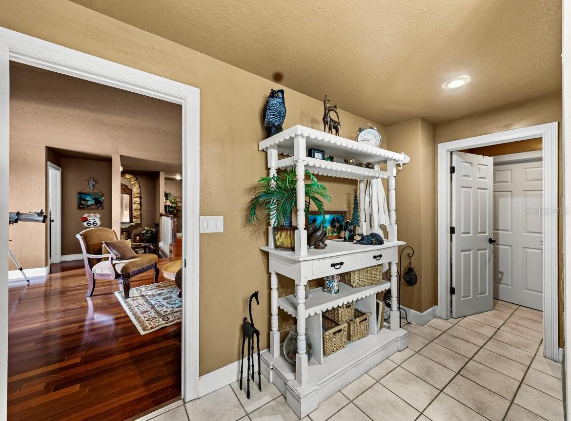 HOWEY W J LAND STARR LAKE - Residential