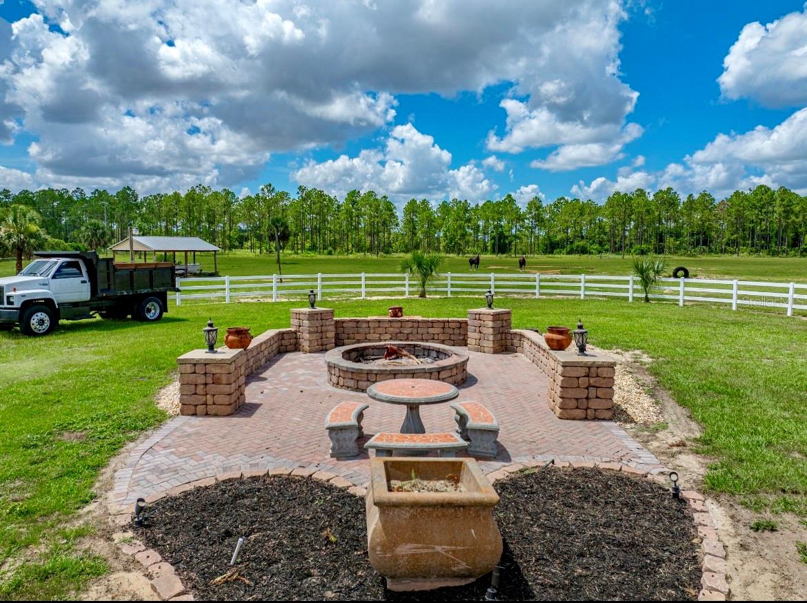 HOWEY W J LAND STARR LAKE - Residential