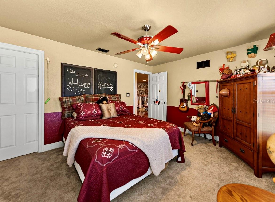 HOWEY W J LAND STARR LAKE - Residential