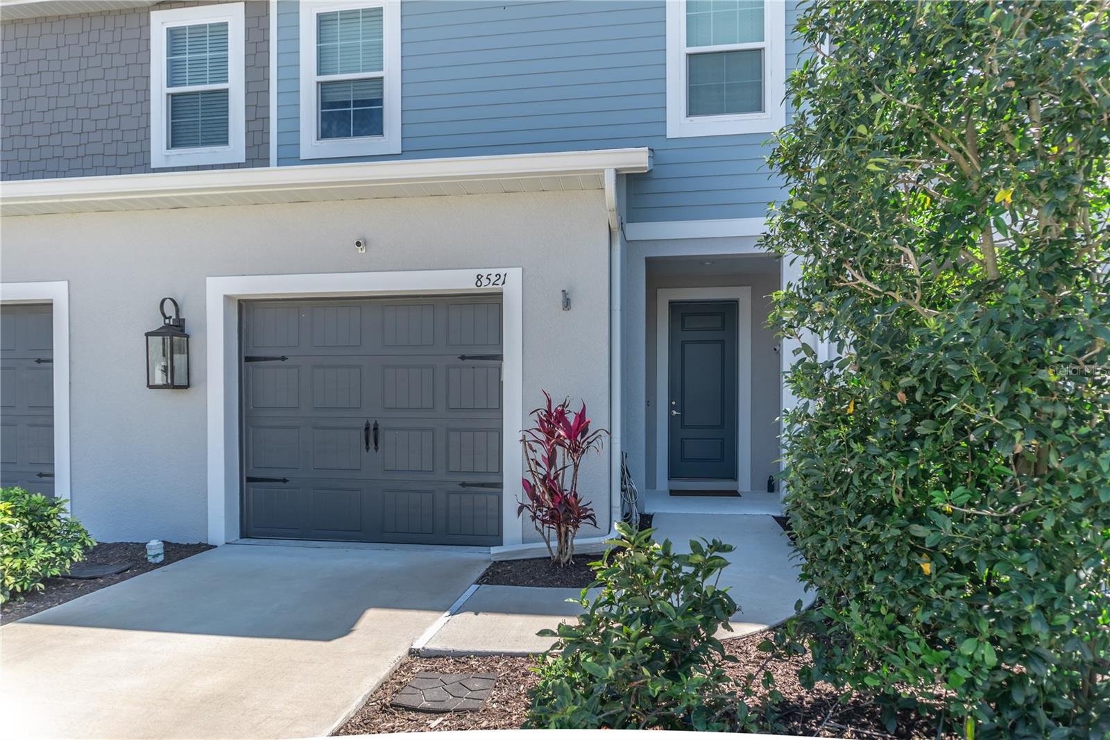8521 CANYON CREEK TRAIL