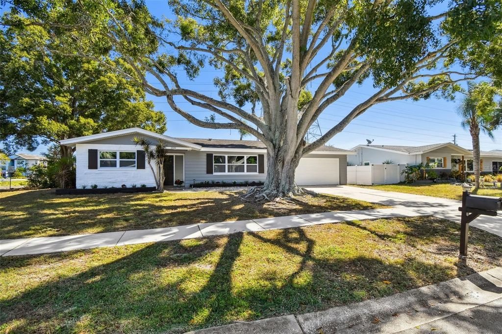 Photo of 1339 Summerlin Drive, Clearwater, FL 33764 (MLS # TB8441672)