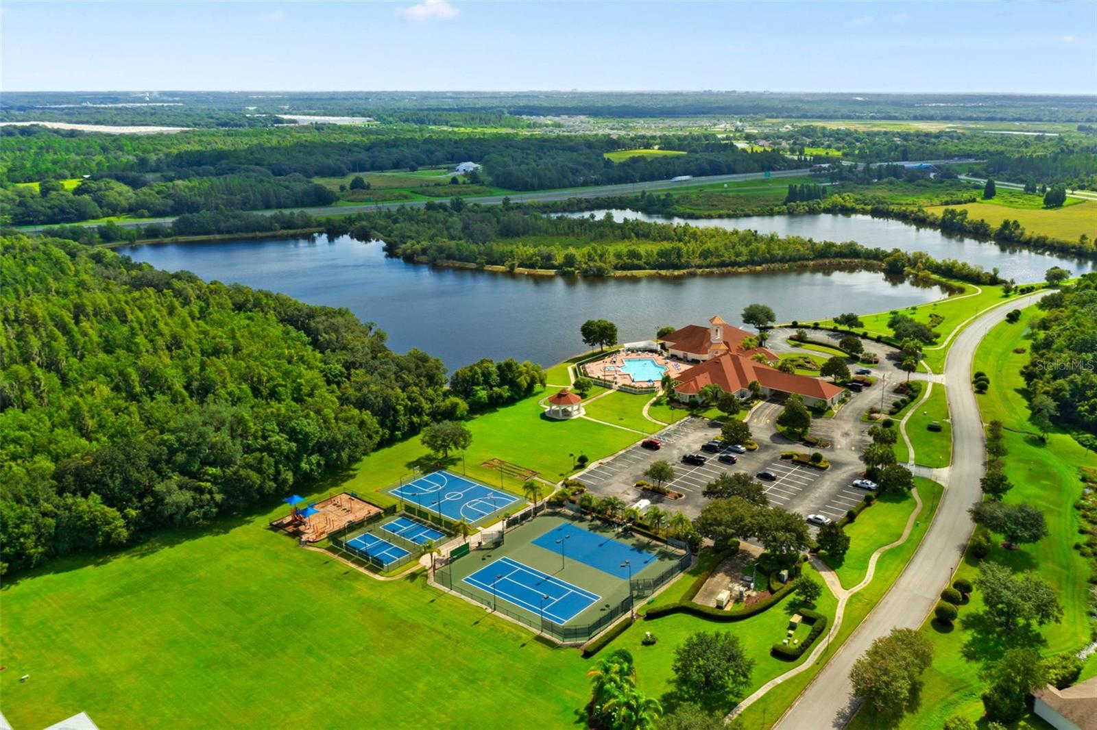CARILLON LAKES PH 02 - Residential