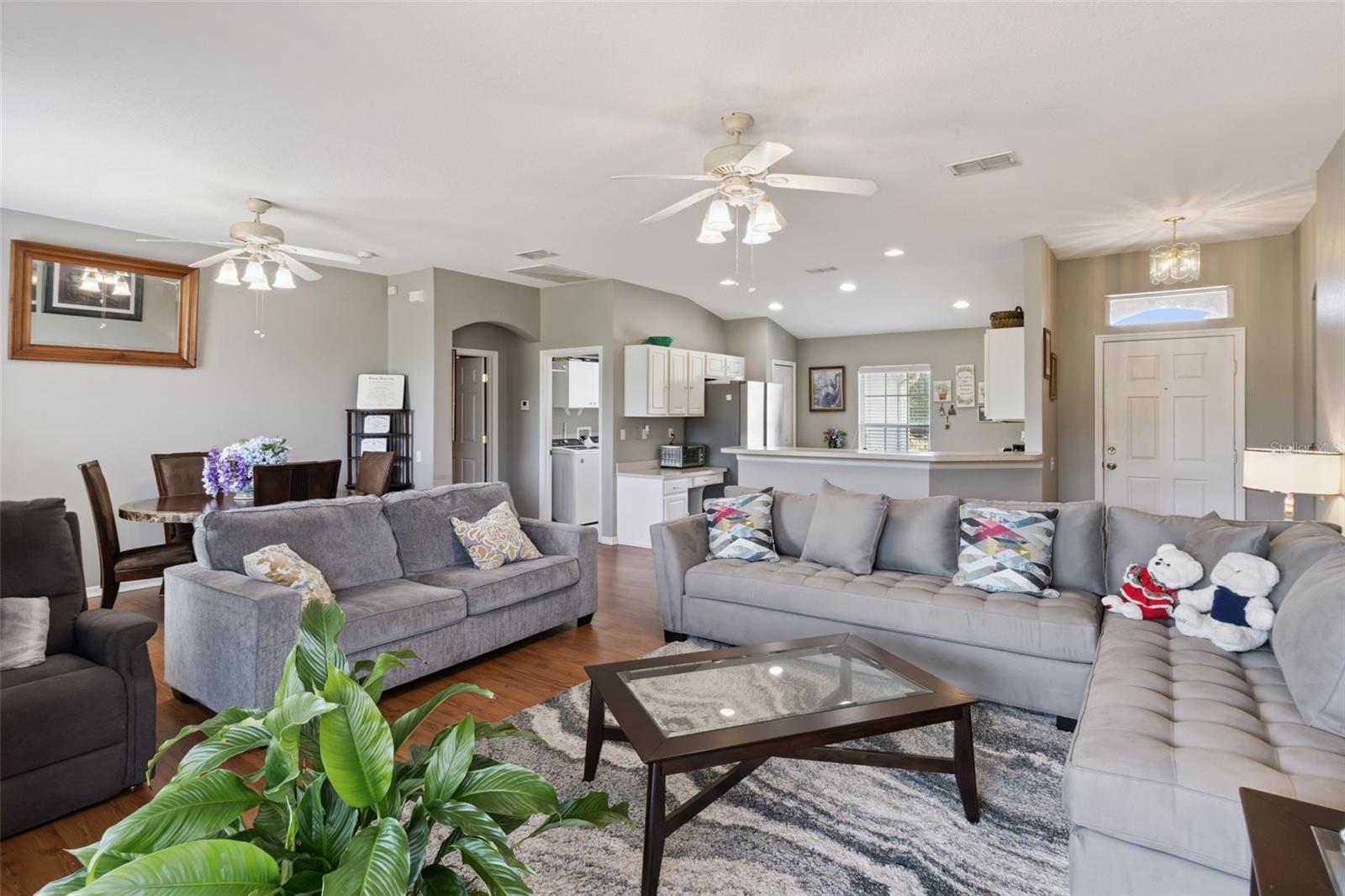 CARILLON LAKES PH 02 - Residential