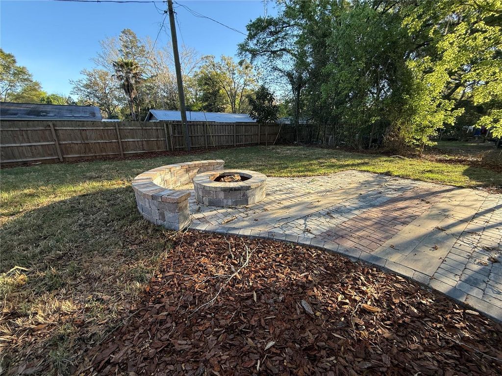 Photo of 13910 NW 142nd Avenue, Alachua, FL 32615 (MLS # GC538642)