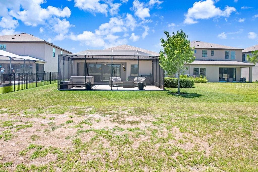 HINTON HAWKSTONE PHASE 1 - Residential