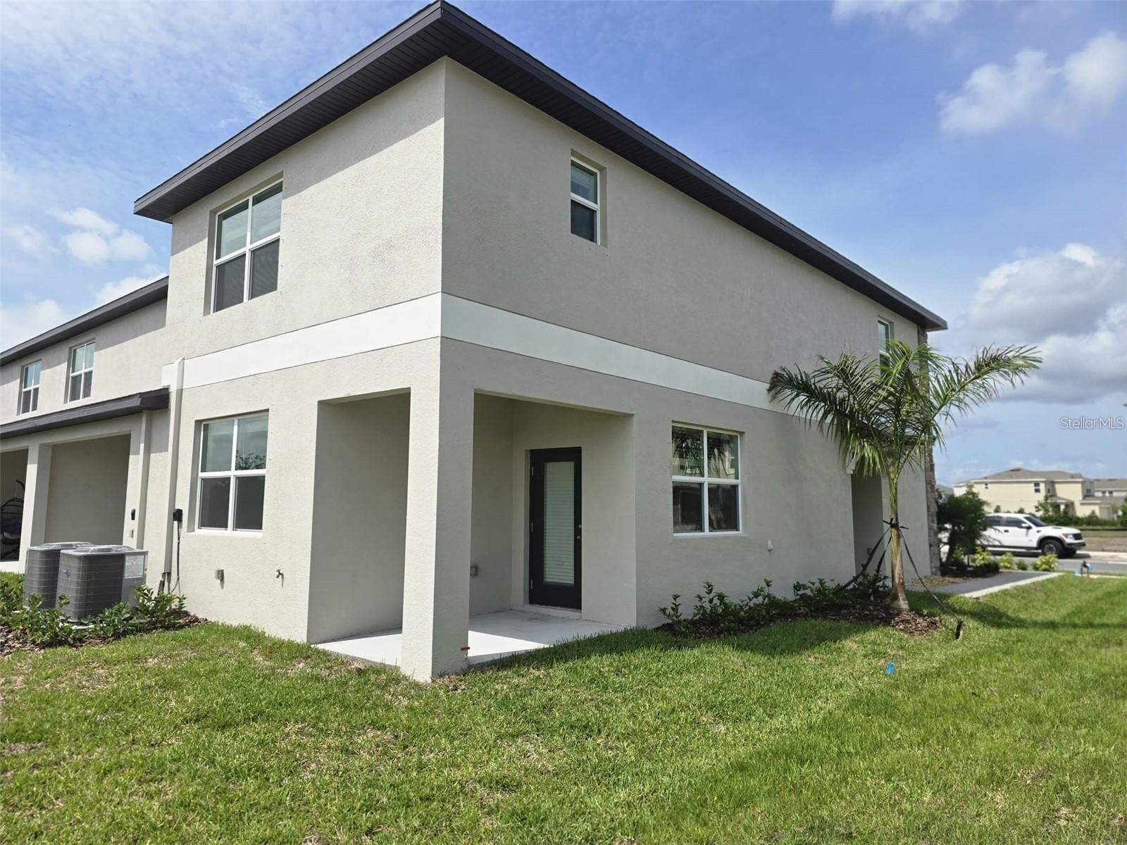 STONEGATE PRESERVE PH III - Residential Lease